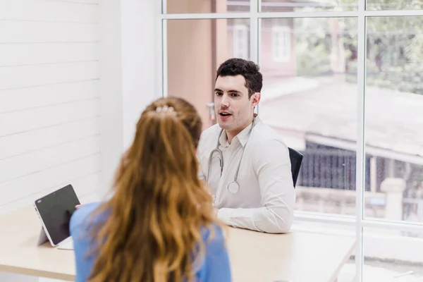 Doctors Explaining Analyzing Patient Illness Doctor Put Stethoscope His Neck — Stock Photo, Image