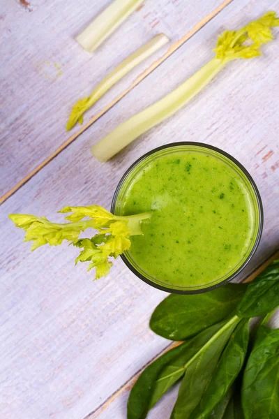 Spinach and Celery Smoothie — Stock Photo, Image