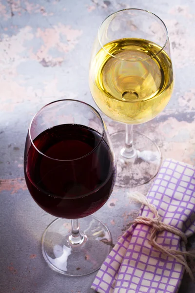 Vino rosso e bianco — Foto Stock