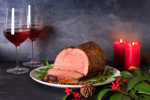 Roasted Beef Red Wine Christmas Decorations New Year Dinner Table — Stock Photo, Image