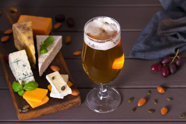 Beer Cheese Glass Beer Cheese Walnuts Ale Food Concept — Stock Photo, Image