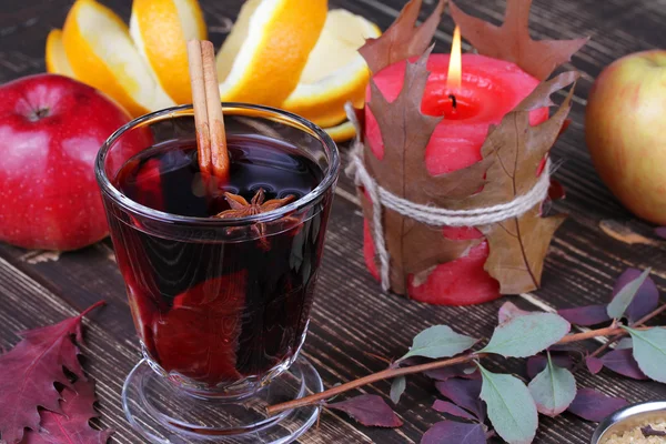 Mulled wine and spices — Stock Photo, Image