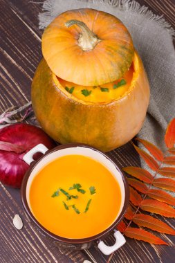 taze pişmiş kabak çorbası