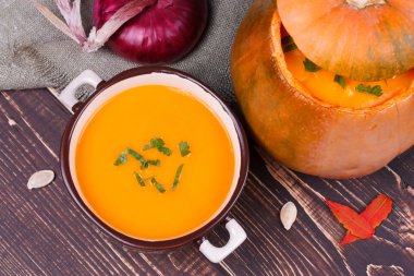taze pişmiş kabak çorbası