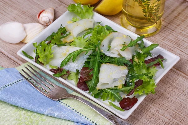 White fish (toothfish) with salad — Stock Photo, Image