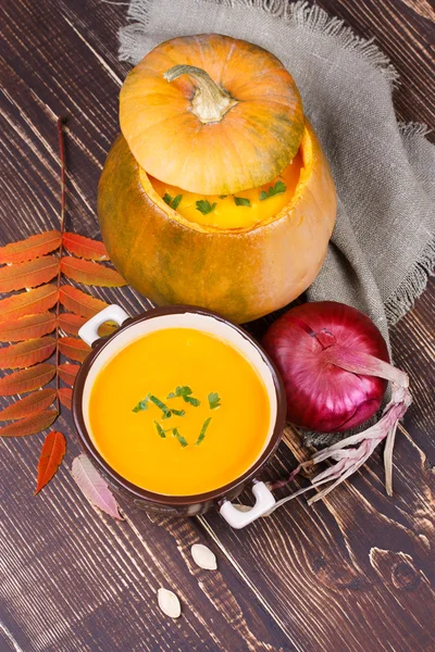 Fresh cooked pumpkin soup — Stock Photo, Image