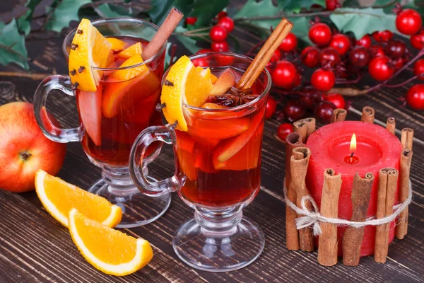 Mulled wine or fruit tea — Stock Photo, Image