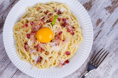 spagetti carbonara