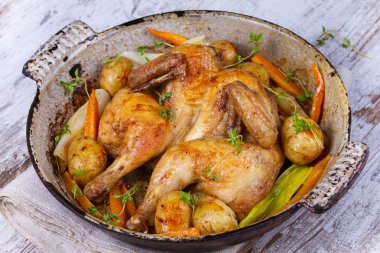 Herb kavrulmuş tavuk ve sebze