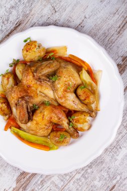 Herb kavrulmuş tavuk ve sebze