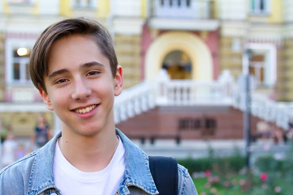 Portrait of Teen Boy — Stock Photo, Image