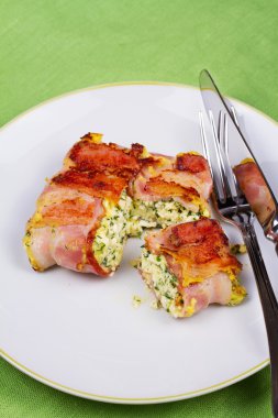 Peynir pastırma sarılmış