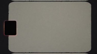 Harsh Grain, Celluloid Dust, Scratch Lines, Flicker Breaks ve Sprocket Motion Film Filtresiyle Analog 8mm Film Karesi. Yüksek kalite 4k görüntü