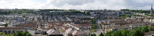 Guildhall Derry Londonderry Peace Bridge Right Background Taken Sunny Day — Foto de Stock