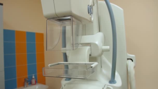 Ιατρική Ακτινογραφία Στήθους Για Γυναίκες Καθαρό Ιατρικό Εξοπλισμό Στην Κλινική — Αρχείο Βίντεο