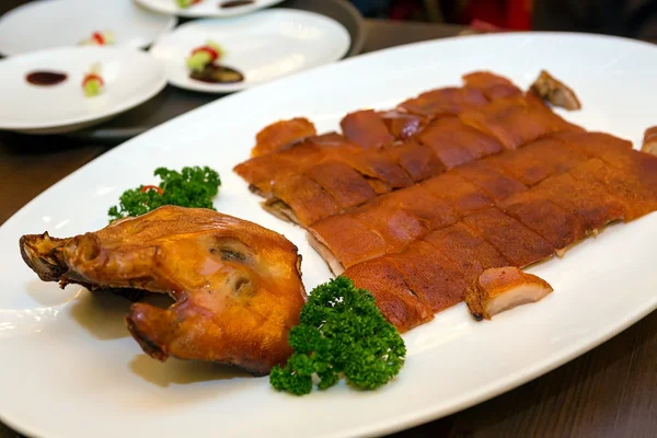 Kanton yemekleri kızartma emzirmeyi Pig — Stok fotoğraf