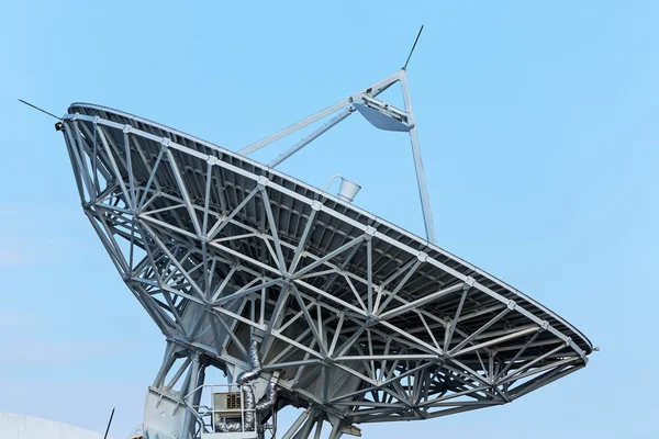 Telekomunikační satelit — Stock fotografie