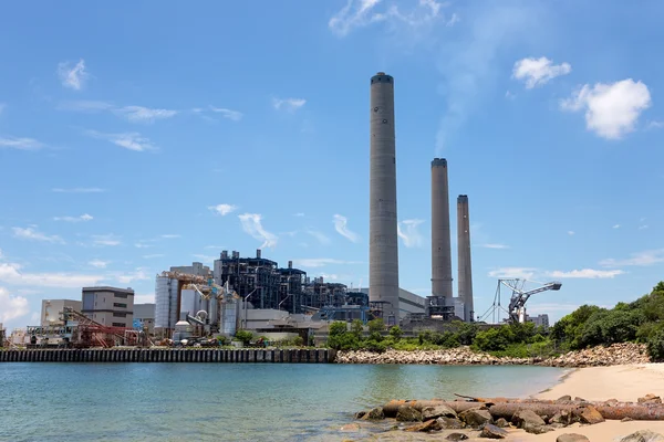 Central eléctrica de carbón en la isla de Lamma — Foto de Stock
