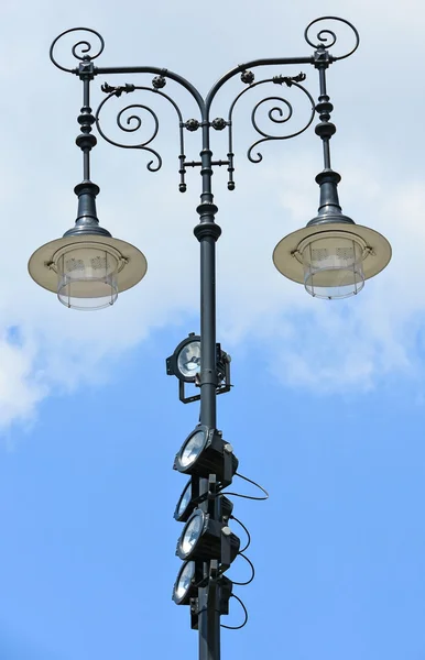 Ornate street lights with reflectors — Stock Photo, Image