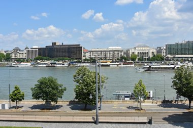 Budapeşte şehir Tuna Nehri üzerinde görünümünü