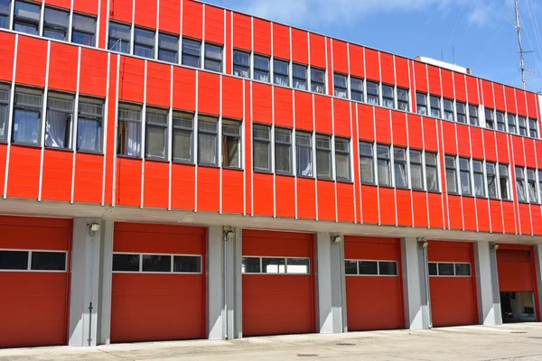 Fire station in the city — Stock Photo, Image