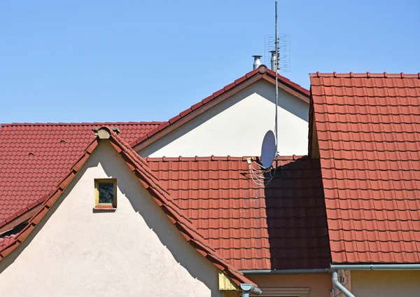 Dächer und Häuser — Stockfoto
