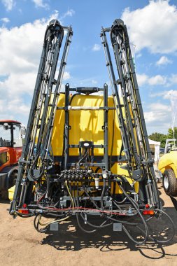 Sulama makineleri açık havada