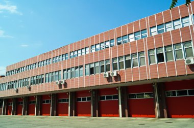 İtfaiyeci tabanı bina