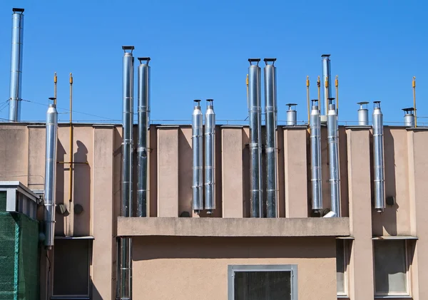 Fumo di un edificio industriale — Foto Stock