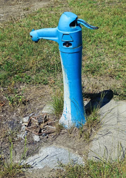 Water goed op de straat — Stockfoto