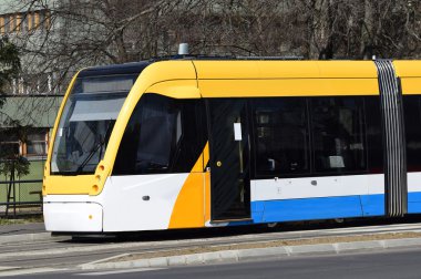 Yeni moder tramvay şehrin