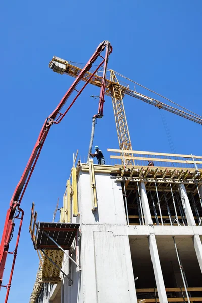 Construction of a new building — Stock Photo, Image