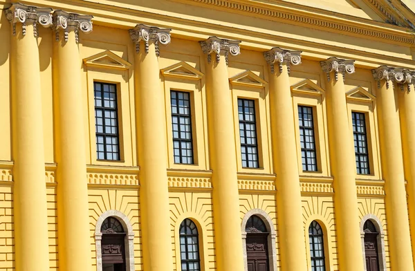 Grande église dans la ville de Debrecen, Hongrie — Photo