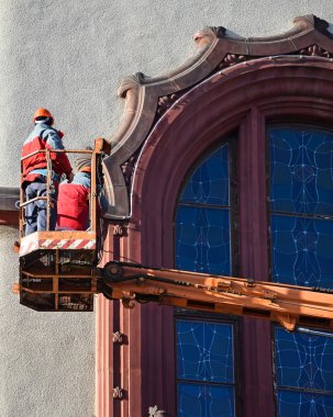 İnşaat alanında çalışma