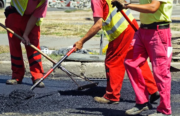 Working at the road construction — Stock Photo, Image