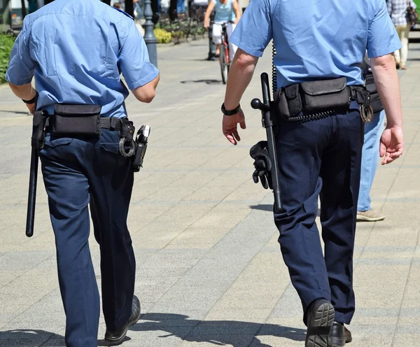 Policjanci na ulicy. — Zdjęcie stockowe