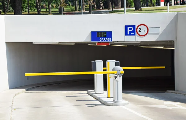 Parkeerplaats poorten — Stockfoto