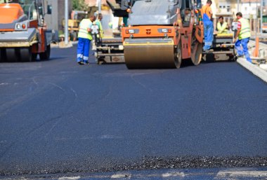 Buhar Silindirler yol yapımı