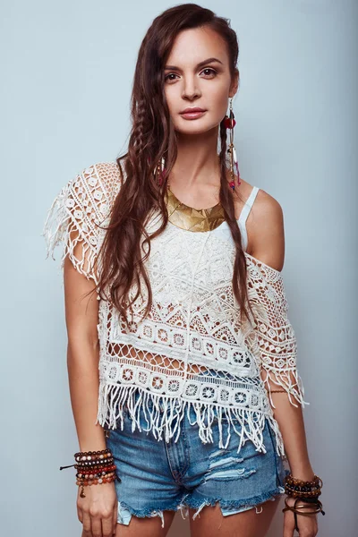 Beautiful young hippie woman — Stock Photo, Image