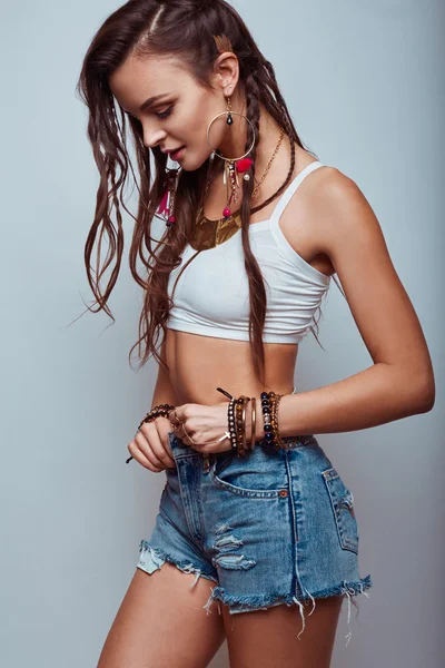 Beautiful young hippie woman — Stock Photo, Image