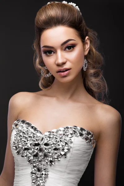 güzel sarışın kız resim gelinin. Güzellik.