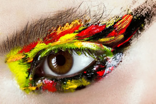 Színes make-up a közeli szem. Művészeti szépség kép. — Stock Fotó