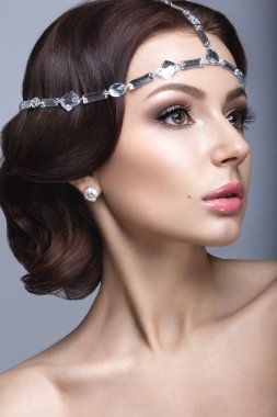 Resimdeki gelinin güzel bir kadın portresi. Güzellik.