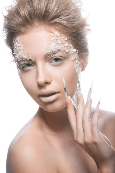 Beautiful fashion model with long nails, creative makeup and manicure design. Beauty face art. — Stock Photo, Image