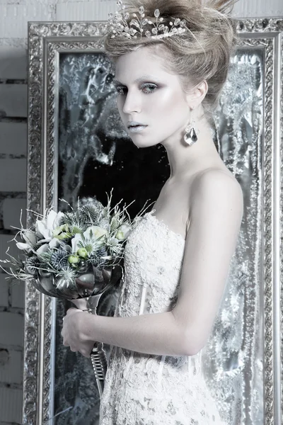 Beautiful girl, white dress in image of the Snow Queen with a crown on her head. — Stock Photo, Image