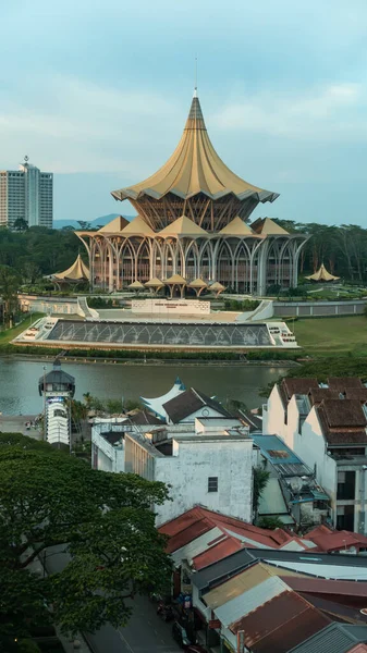 Het Wetgevingsgebouw Van Sarawak Dewan Undangan Negeri Sarawak Aan Het — Stockfoto