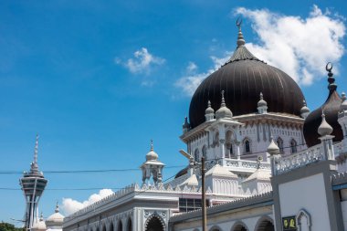 Zahir Camii (Malay: Mescidi Zahir), Alor Setar, Kota Setar, Kedah ve Malezya 'da yer alan bir camidir. 1912 'de inşa edilmiş..