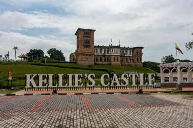 Kellie 's Castle (Kellie' s Folly olarak da bilinir), Malezya 'nın başkenti Kinta' da yer alan bir kaledir..