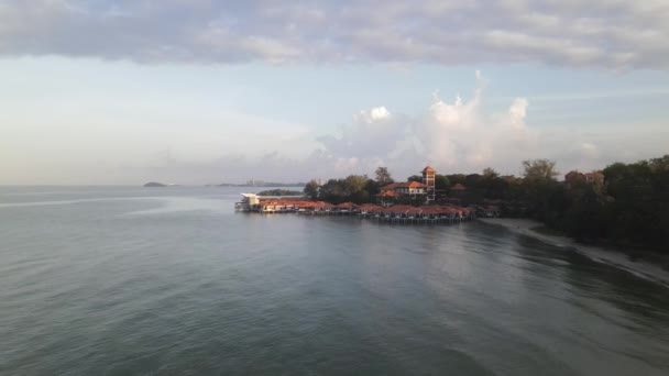 Pemandangan Udara Scenic Avillion Port Dickson Saat Matahari Terbit — Stok Video