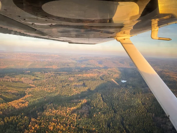 Belle Vue Aérienne Sur Campagne Coucher Soleil Depuis Une Fenêtre — Photo